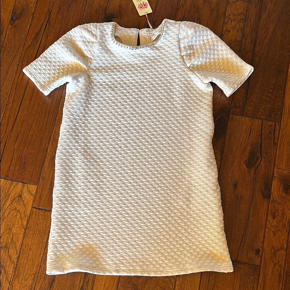 Textured White Short Sleeve Dress